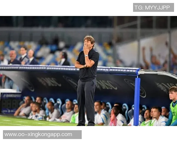 瑞天空报道那不勒斯冬季欲租梅努孔蒂执教下球员愿意加盟 瑞天空报道那不勒斯冬季欲租梅努孔蒂执教下球员愿意加盟