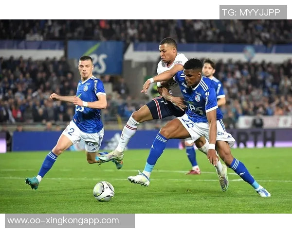 罗马备战欧联杯遭遇困境雅典体育场状况不佳多名主力球员缺阵