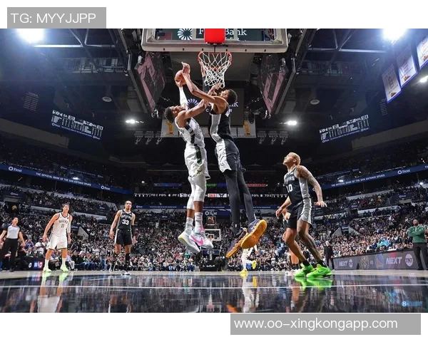 字母哥前场抢篮板未等犯规遭封盖最终绝杀瞬间令人唏嘘不已